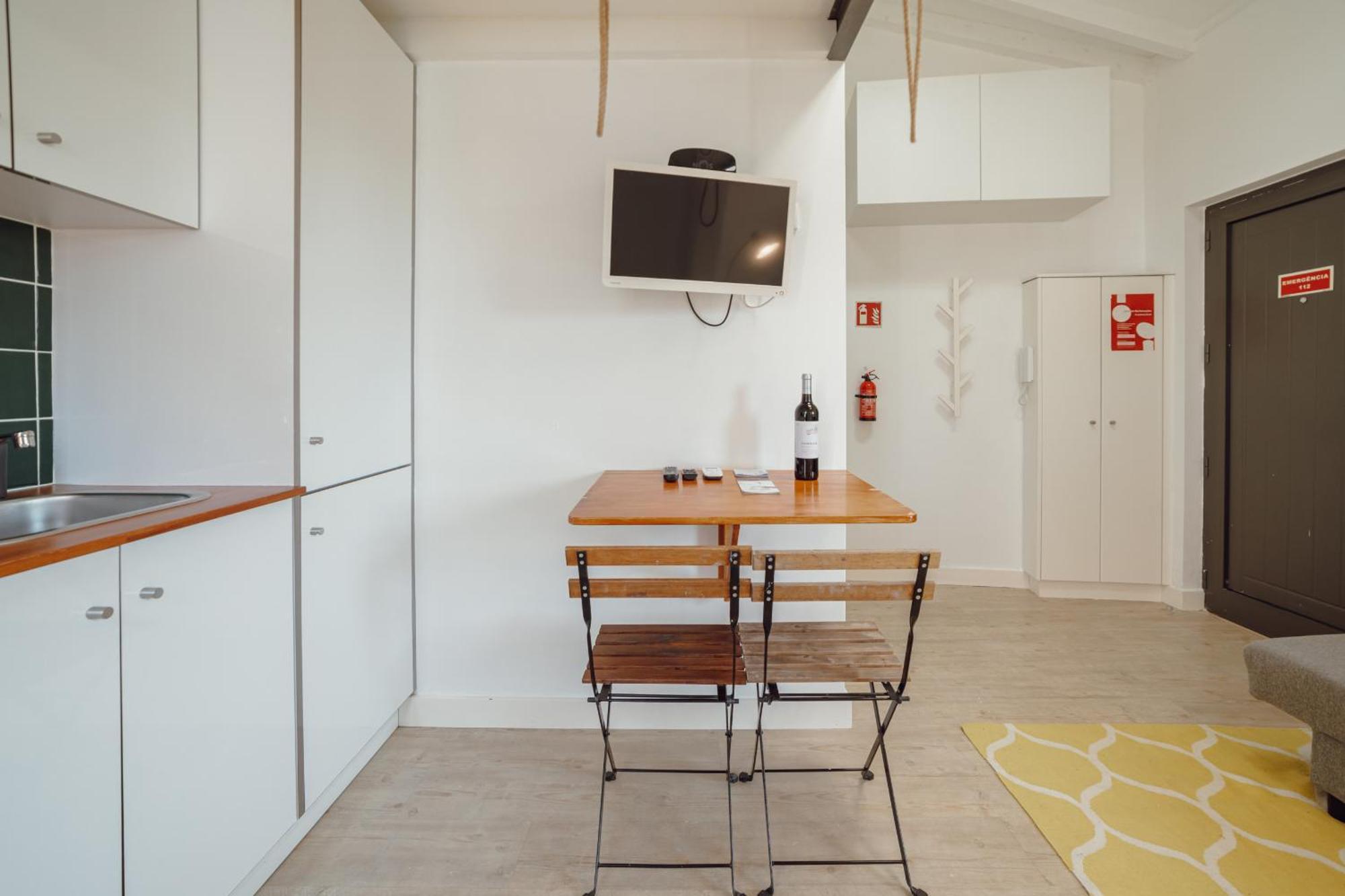 Mezzanine Stylish Apartments By Vacationy Porto Ngoại thất bức ảnh