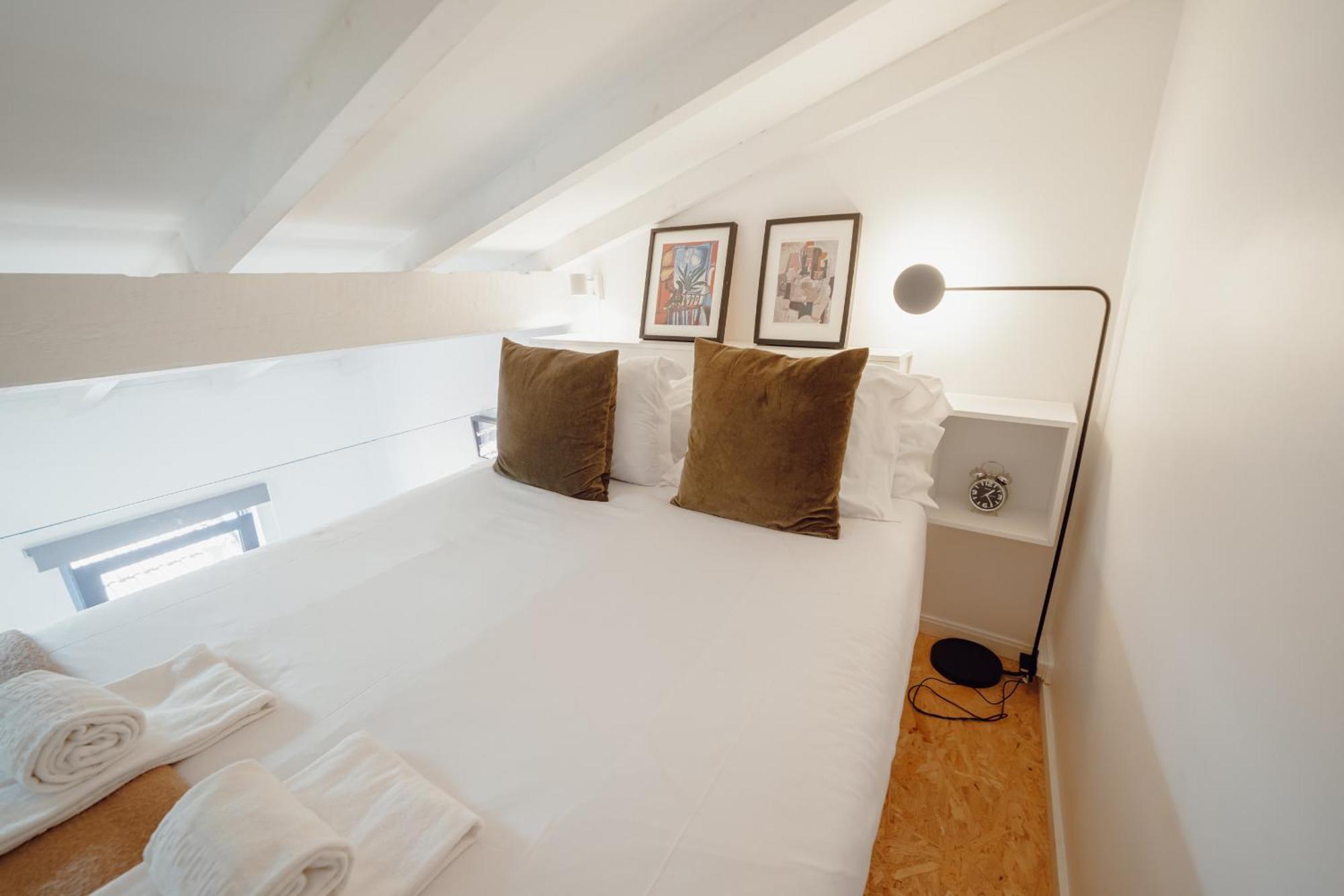 Mezzanine Stylish Apartments By Vacationy Porto Ngoại thất bức ảnh