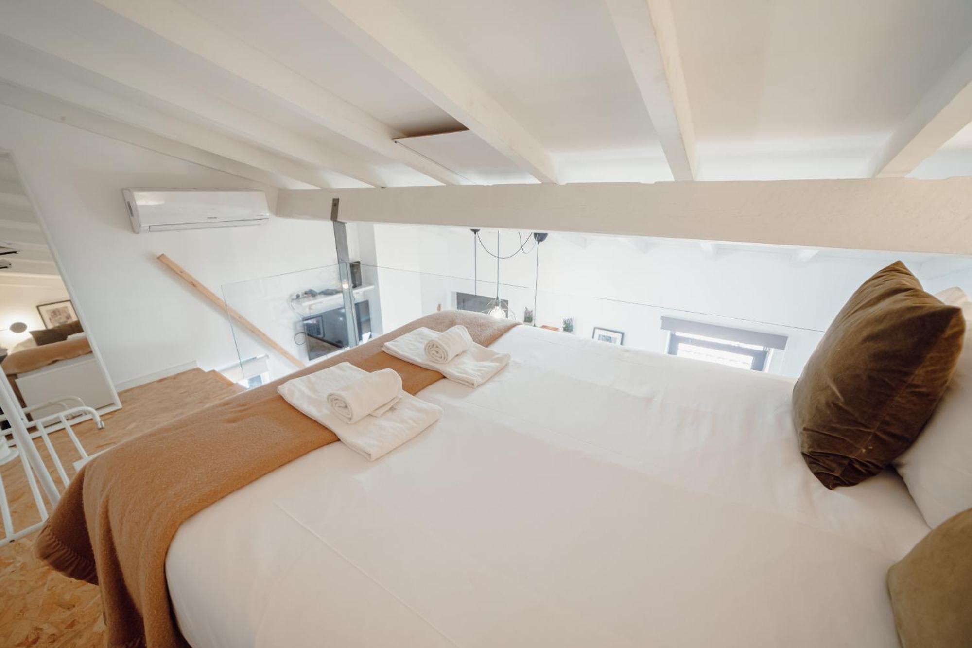 Mezzanine Stylish Apartments By Vacationy Porto Ngoại thất bức ảnh